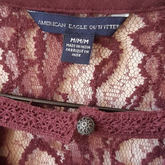 American Eagle burgandy sheer chiffon blouse size Medium - Picture 2 of 3